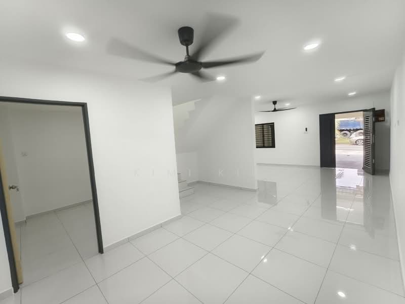 2-storey Terraced House for Sale in Taman Bukit Kempas (Tampoi) - Kimi Kiu - PropertyGuru.com.my