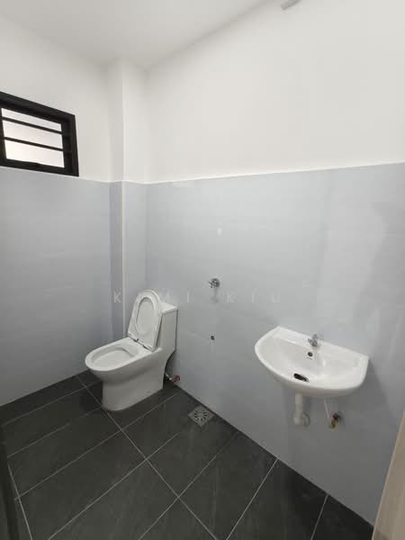 2-storey Terraced House for Sale in Taman Bukit Kempas (Tampoi) - Kimi Kiu - PropertyGuru.com.my