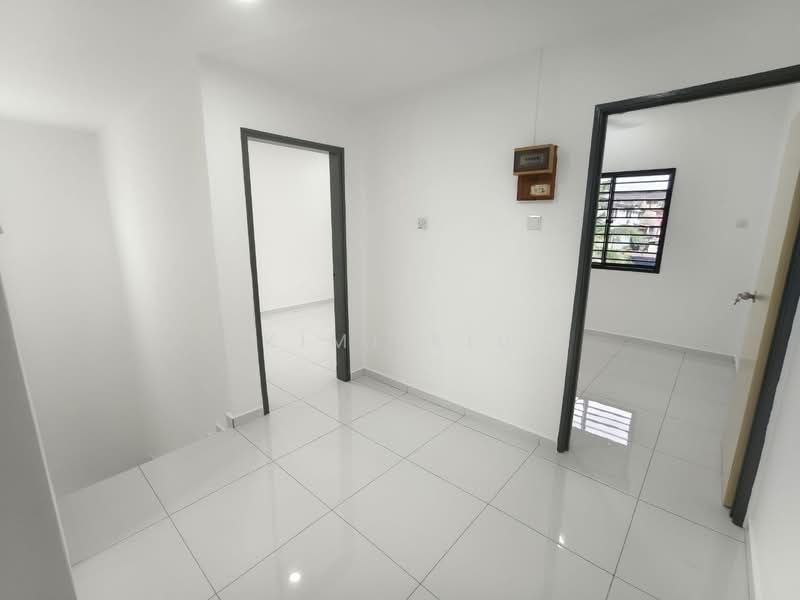 2-storey Terraced House for Sale in Taman Bukit Kempas (Tampoi) - Kimi Kiu - PropertyGuru.com.my