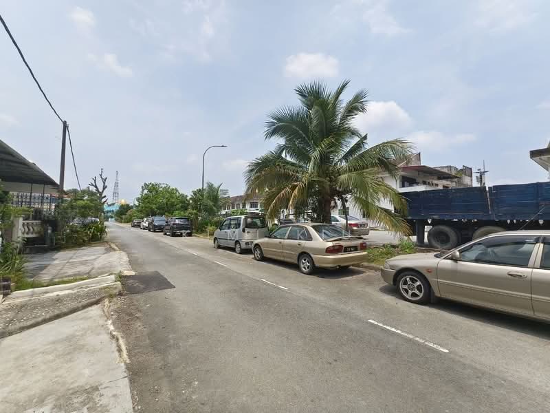 2-storey Terraced House for Sale in Taman Bukit Kempas (Tampoi) - Kimi Kiu - PropertyGuru.com.my