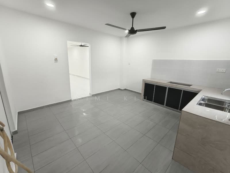 2-storey Terraced House for Sale in Taman Bukit Kempas (Tampoi) - Kimi Kiu - PropertyGuru.com.my
