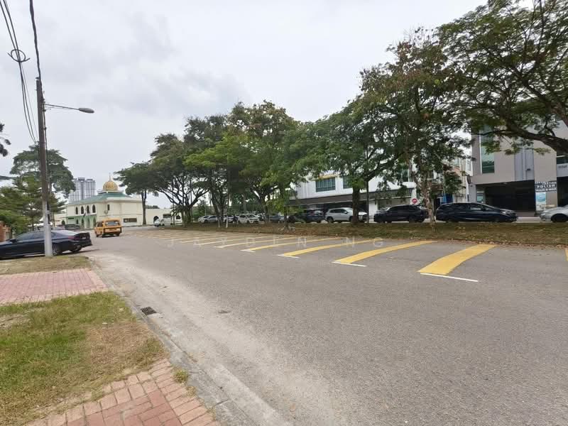 Rumah Teres 1-Tingkat untuk Dijual di Taman Molek (Johor Bahru) - Jayden Ng - Exterior - PropertyGuru.com.my