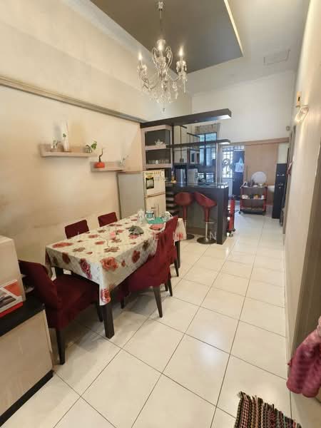 Rumah Teres 1-Tingkat untuk Dijual di Taman Molek (Johor Bahru) - Jayden Ng - Dining Room - PropertyGuru.com.my