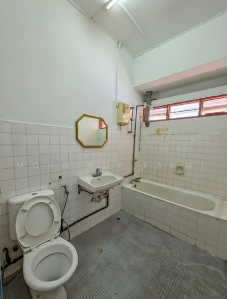 Rumah Teres 2-Tingkat untuk Dijual di Seksyen 4 (Shah Alam) - Mohd Nor Fahmi - PropertyGuru.com.my