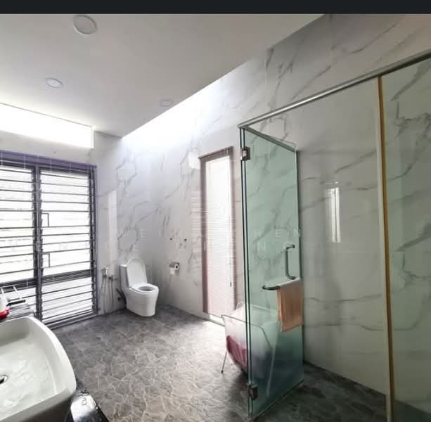 Bungalow House untuk Dijual di Alam Sutera (Bukit Jalil) - Weina Chen - Bathroom - PropertyGuru.com.my