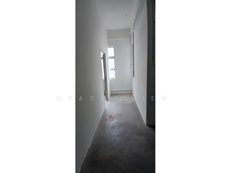 Shop / Office untuk Disewa di Skudai (Johor) - Grace Chiew - Corridor - PropertyGuru.com.my