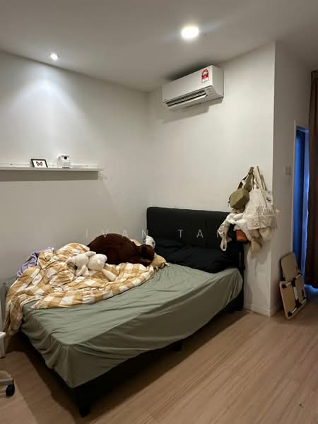 Service Residence for Sale at D'Latour - Ivan Tan - Bedroom - PropertyGuru.com.my