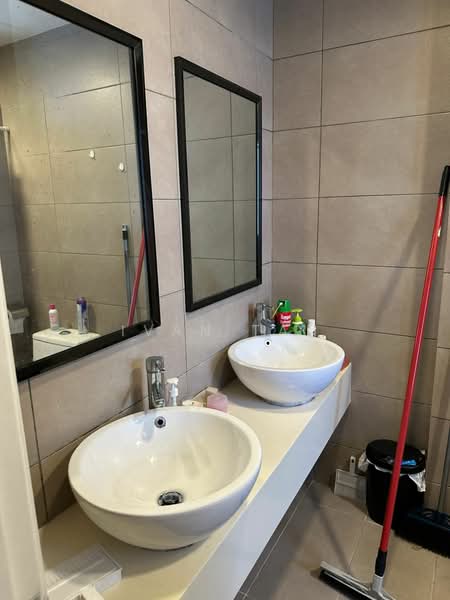 Service Residence for Sale at D'Latour - Ivan Tan - Bathroom - PropertyGuru.com.my