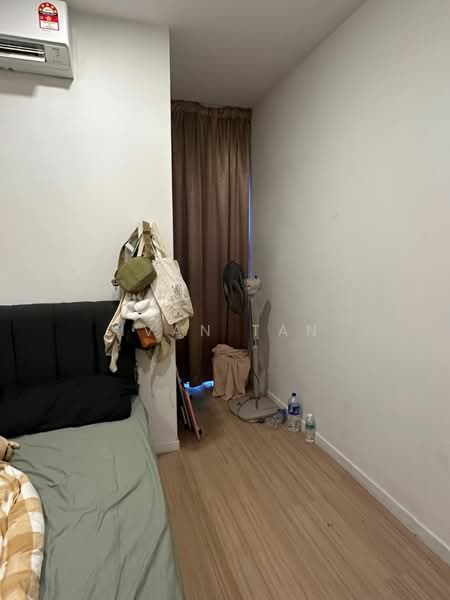 Service Residence for Sale at D'Latour - Ivan Tan - Bedroom - PropertyGuru.com.my