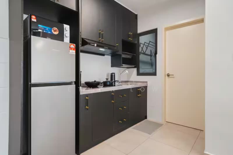 Kediaman Servis untuk Dijual di Conezion Residences - Ethan Low - Kitchen - PropertyGuru.com.my