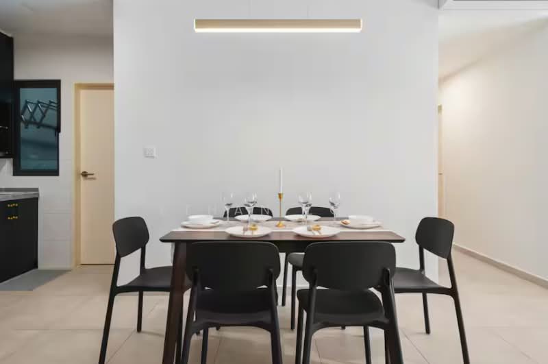 Kediaman Servis untuk Dijual di Conezion Residences - Ethan Low - Dining Room - PropertyGuru.com.my