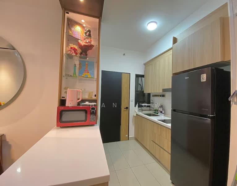 Kediaman Servis untuk Dijual di Gems Residences - Ethan Low - Kitchen - PropertyGuru.com.my