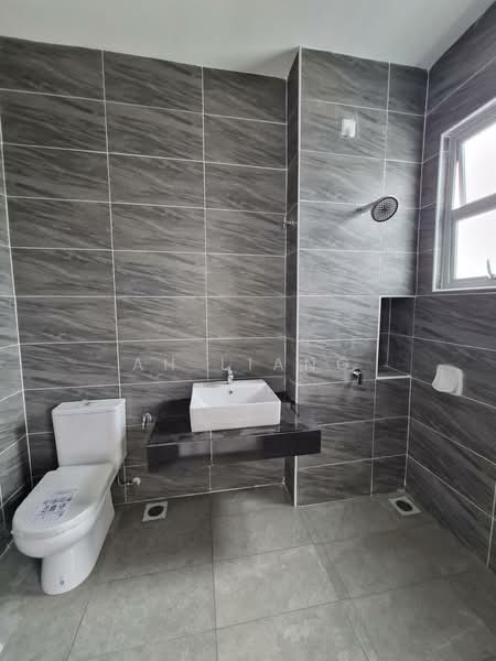 Rumah Kluster untuk Dijual di Johor Bahru (Johor) - Ah Liang - Bathroom - PropertyGuru.com.my