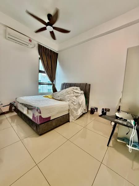 Apartment for Sale at D'Summit Residences - Jayden Ng - Bedroom - PropertyGuru.com.my