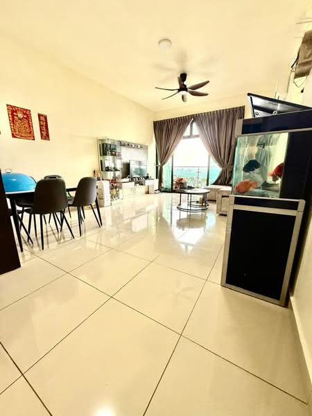 Apartment for Sale at D'Summit Residences - Jayden Ng - Living Room - PropertyGuru.com.my