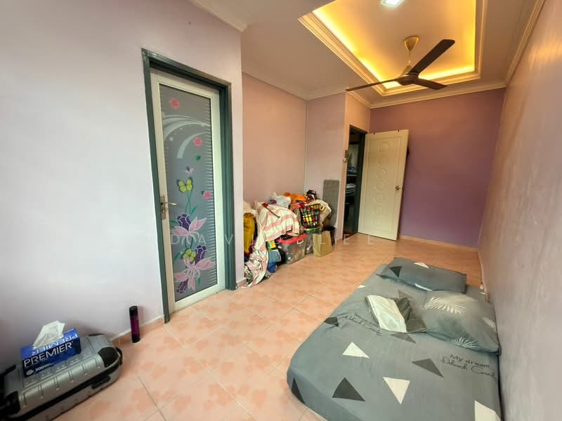 2-storey Terraced House for Sale in Kota Emerald (Rawang) - David Lee - Bedroom - PropertyGuru.com.my
