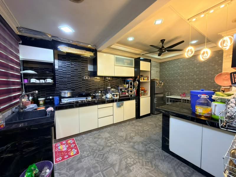 2-storey Terraced House for Sale in Kota Emerald (Rawang) - David Lee - Kitchen - PropertyGuru.com.my