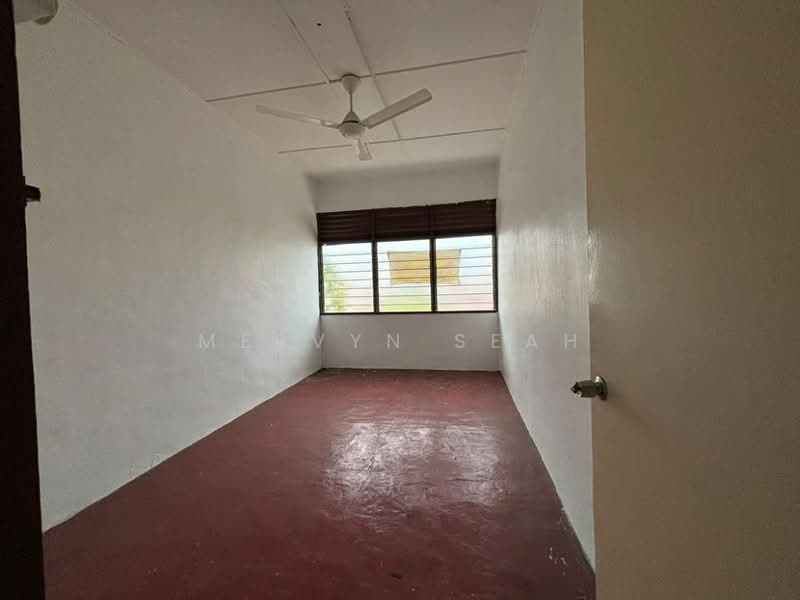 2-storey Terraced House for Sale in Taman Pekaka (Sungai Dua) - Mervyn Seah - Interior - PropertyGuru.com.my