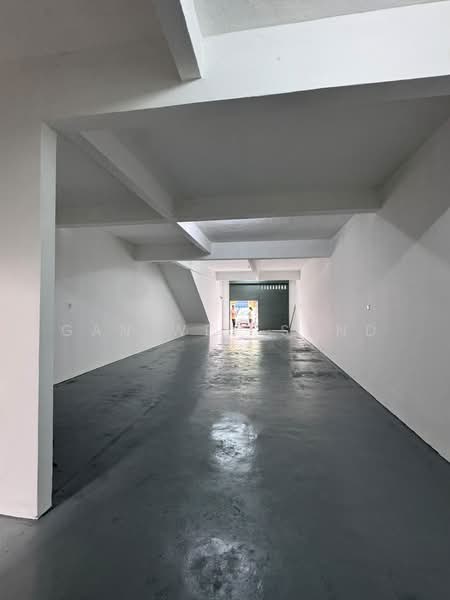Shop for Sale in Banting (Selangor) - GAN WEY SAND - Interior - PropertyGuru.com.my