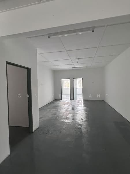 Shop for Sale in Banting (Selangor) - GAN WEY SAND - Interior - PropertyGuru.com.my