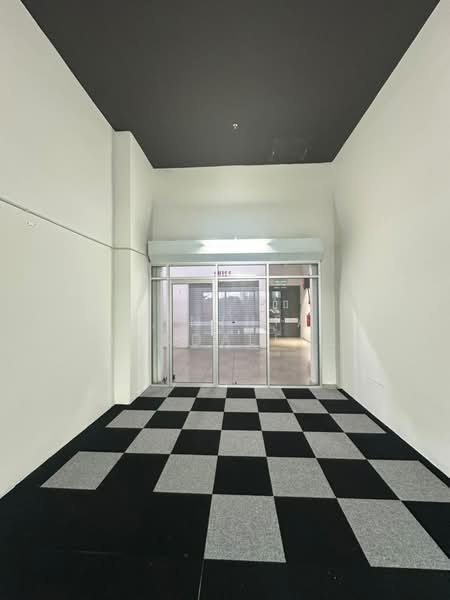 Retail Space for Rent in Shah Alam (Selangor) - Cynthia Magdalene - Entrance - PropertyGuru.com.my