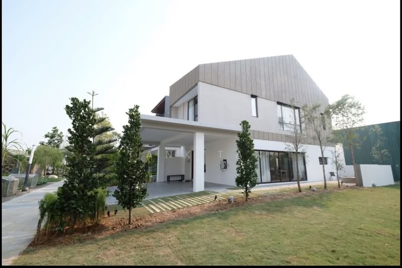 Rumah Kluster untuk Dijual di Banting (Selangor) - Tank Tan - Exterior - PropertyGuru.com.my