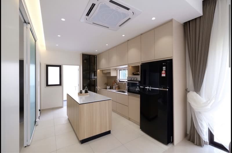 Rumah Kluster untuk Dijual di Banting (Selangor) - Tank Tan - Kitchen - PropertyGuru.com.my
