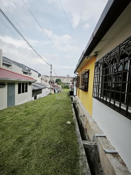 Rumah Teres untuk Dijual di Kajang (Selangor) - Teh . - Exterior - PropertyGuru.com.my