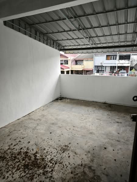 Rumah Teres untuk Dijual di Kajang (Selangor) - Teh . - Exterior - PropertyGuru.com.my