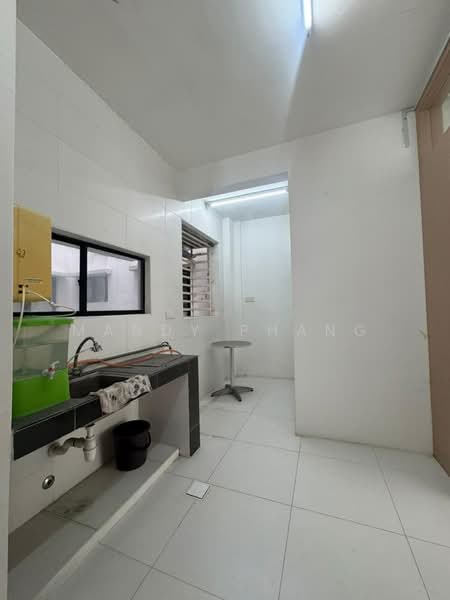 Condominium for Rent at Treetops Residence - Mandy Phang - Kitchen - PropertyGuru.com.my