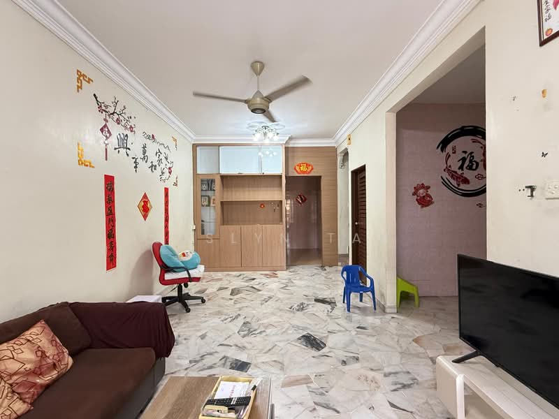 Rumah Teres 2-Tingkat untuk Dijual di Taman Desa Harmoni (Masai) - Jaslyn Tan - Living Room - PropertyGuru.com.my