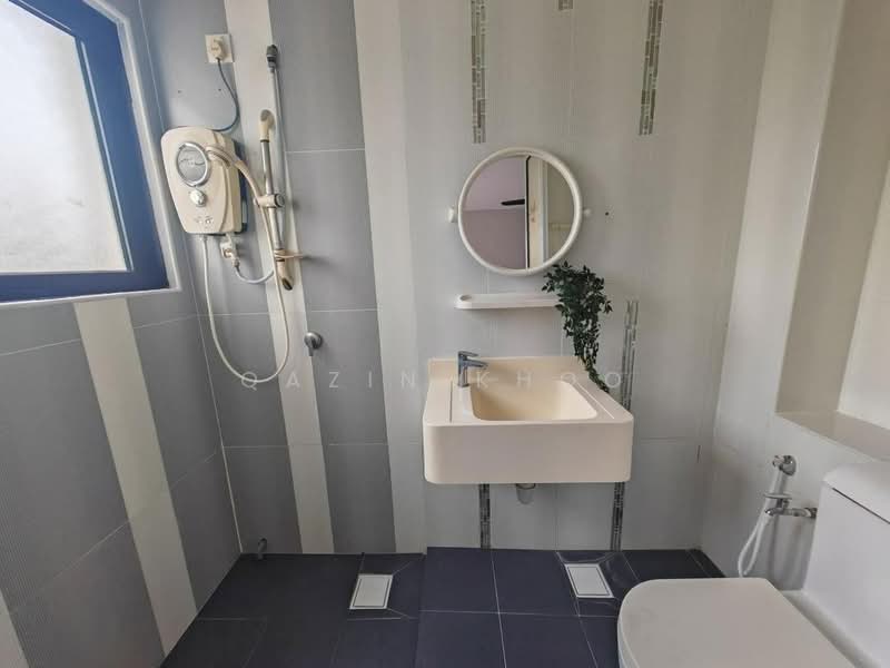 Condominium for Rent at Treetops Residence - Qazin Khoo - Bathroom - PropertyGuru.com.my