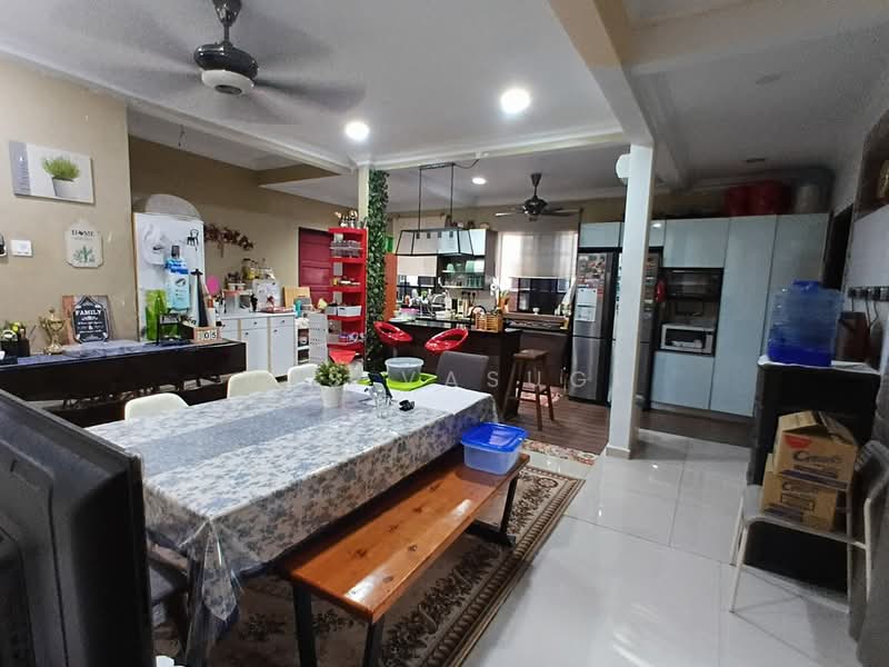 2-storey Terraced House for Sale in Klang (Selangor) - Vas Vasugi - Kitchen - PropertyGuru.com.my