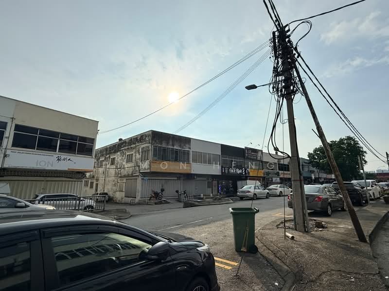 Shop / Office untuk Disewa di Taman Overseas Union (Taman Oug) (Jalan Klang Lama (Old Klang Road)) - Damon Heng - Exterior - PropertyGuru.com.my