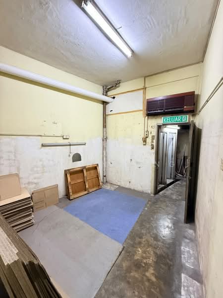 Shop / Office untuk Disewa di Taman Overseas Union (Taman Oug) (Jalan Klang Lama (Old Klang Road)) - Damon Heng - Interior - PropertyGuru.com.my
