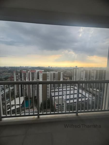 Kondominium untuk Disewa di Akoya Residence - Tharrsha. T - Balcony - PropertyGuru.com.my