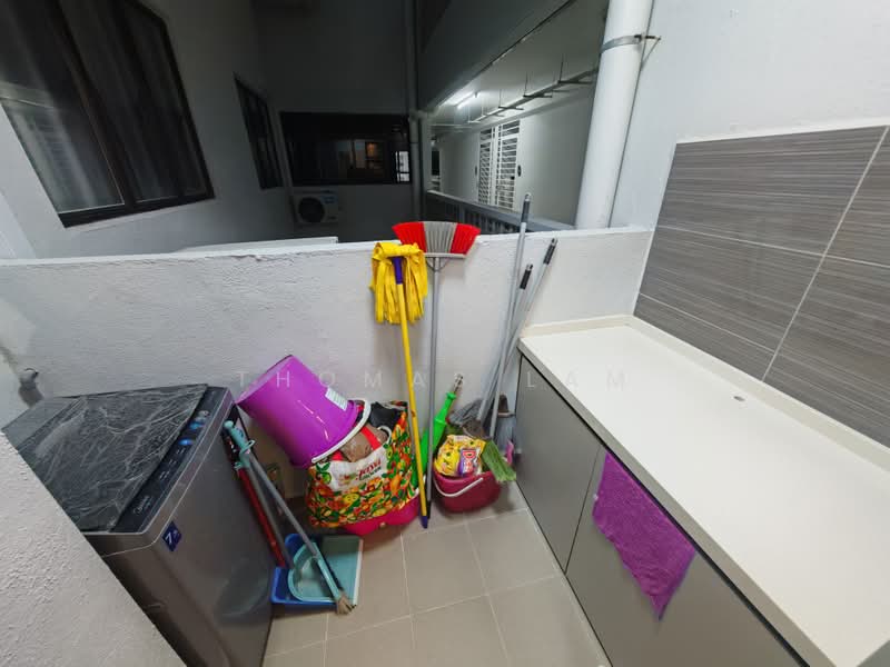 Kondominium untuk Disewa di Admiral Residences - Thomas Lam - Balcony - PropertyGuru.com.my