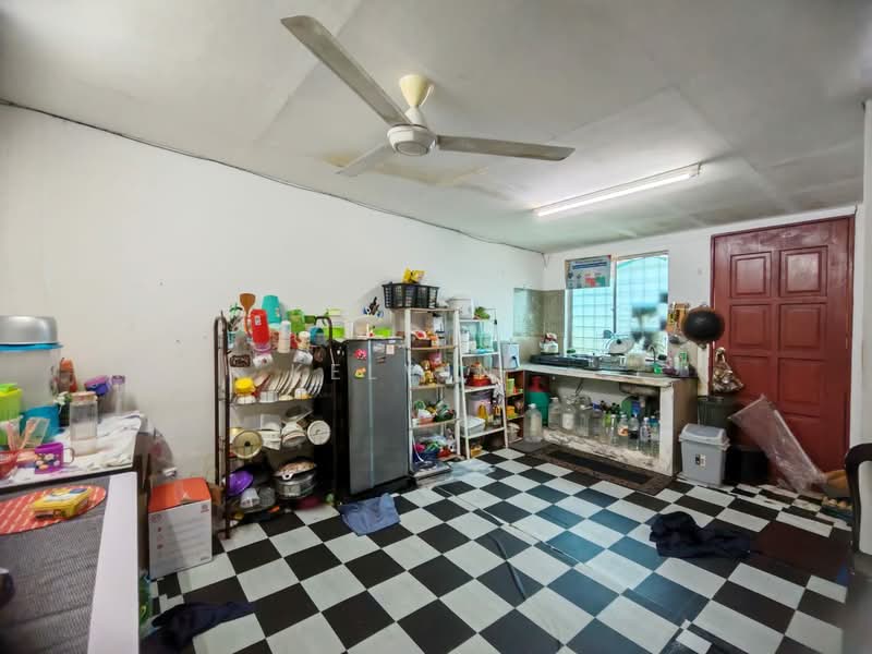 2-storey Terraced House for Sale in Rawang Perdana (Rawang) - Kelvin . - Kitchen - PropertyGuru.com.my