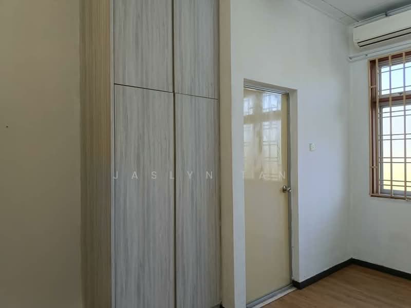 2-storey Terraced House for Sale in Taman Puteri Wangsa (Ulu Tiram) - Jaslyn Tan - Interior - PropertyGuru.com.my