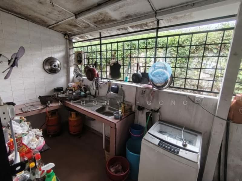 Rumah Teres 1.5 Tingkat untuk Dijual di Taman Bukit Maluri (Kepong) - Anthony Foong - Kitchen - PropertyGuru.com.my