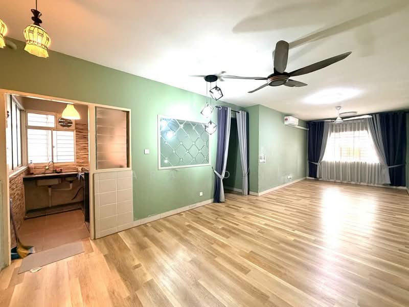 Pangsapuri untuk Dijual di De Bayu Apartment - Farah Dina - Kitchen - PropertyGuru.com.my
