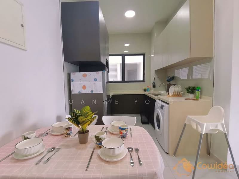 Kondominium untuk Dijual di Royal Strand @ Country Garden Danga Bay - JOANNE YONG - Kitchen - PropertyGuru.com.my