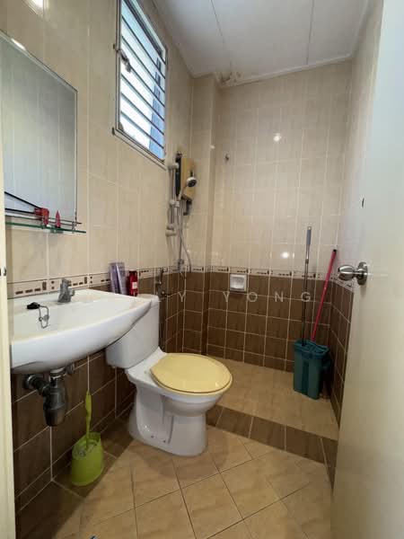 Semi-Detached House for Sale in Setia Damai (Setia Alam) - Sally Yong - Bathroom - PropertyGuru.com.my