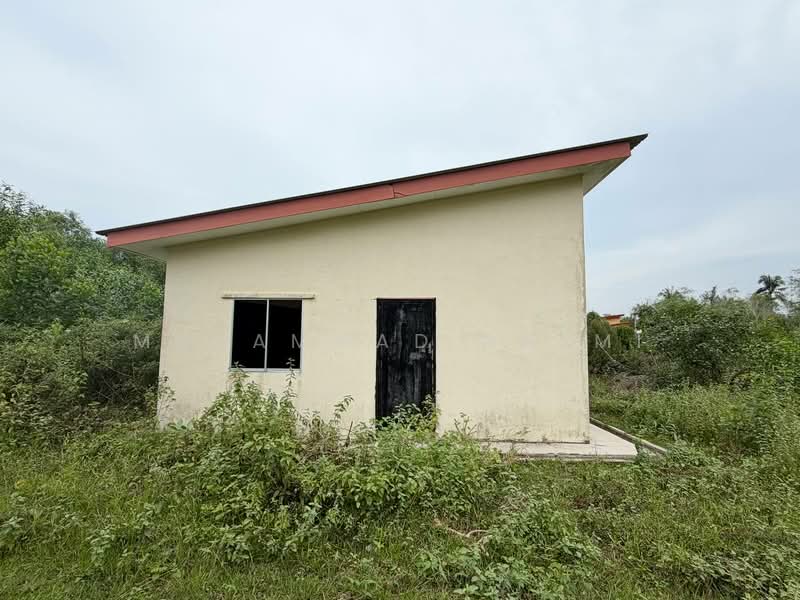 Bungalow House for Sale in Kampung Baru Tebing Tembah (Kuala Paka) - Muhammad Najmi - Exterior - PropertyGuru.com.my
