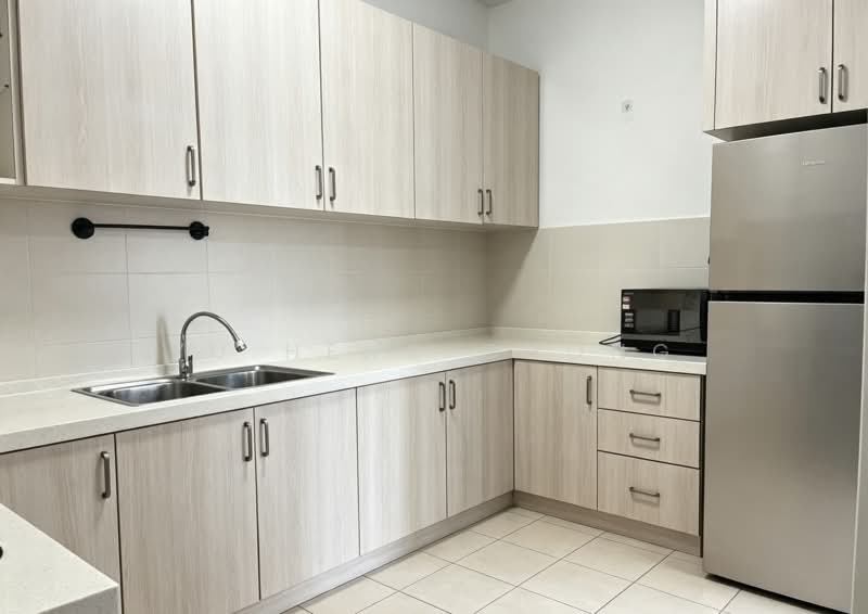 Condominium for Rent at Nautica Lake Suites - Yu Heng Chong - Kitchen - PropertyGuru.com.my