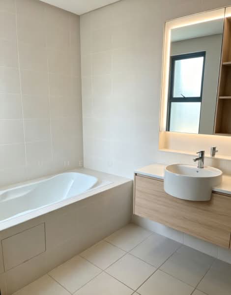Condominium for Rent at Nautica Lake Suites - Yu Heng Chong - Bathroom - PropertyGuru.com.my
