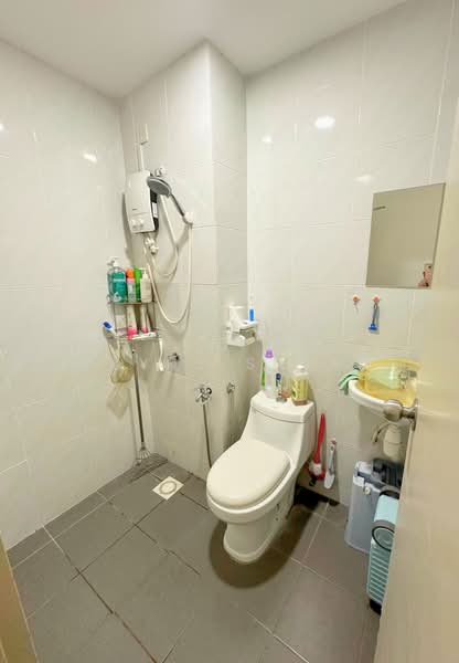 Pangsapuri untuk Dijual di Camellia Residences - WAYNE SHENG - Bathroom - PropertyGuru.com.my