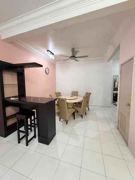 Rumah Teres 2 Tingkat untuk Dijual di Taman Setia Indah (Tebrau) - Wei Jian Tan - Dining Room - PropertyGuru.com.my