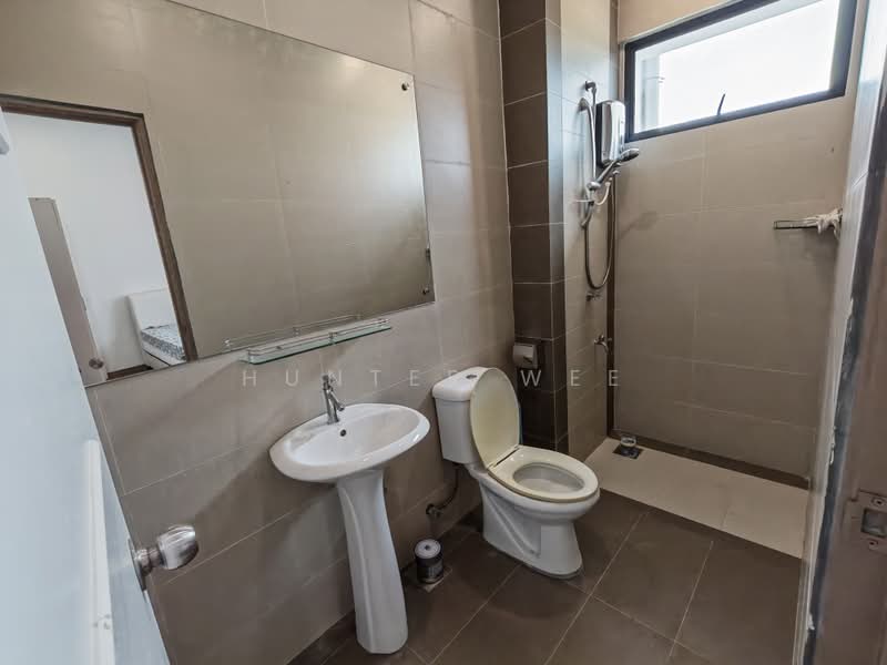 3-storey Terraced House for Sale in Moyan (Kuching) - Hunter Wee - Bathroom - PropertyGuru.com.my