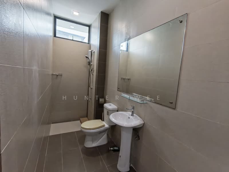 3-storey Terraced House for Sale in Moyan (Kuching) - Hunter Wee - Bathroom - PropertyGuru.com.my